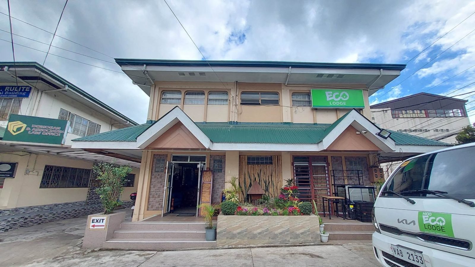 H100 EcoLodge